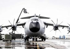 Geoană: a NATO nem szándékozik katonákat küldeni Ukrajnába