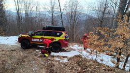 Ukrajnából átszökött két férfit keresnek a Máramarosi-havasokban