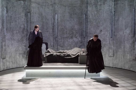 „Mérhetetlen távolságban vagyok attól, amit szeretek” – A félreértés című darabot állítja színpadra a Kolozsvári Állami Magyar Színház