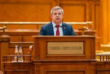 RMDSZ-es törvénytervezet: az állam kompenzálja a munkaadók adótartozásait a ki nem fizetett betegpénzekkel