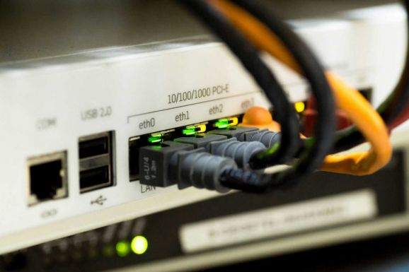 Százmilió eurót hagy jóvá a kormány nagysebességű internetre