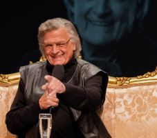 Először Kolozsváron, majd Bukarestben is megműtötték Florin Piersic színművészt