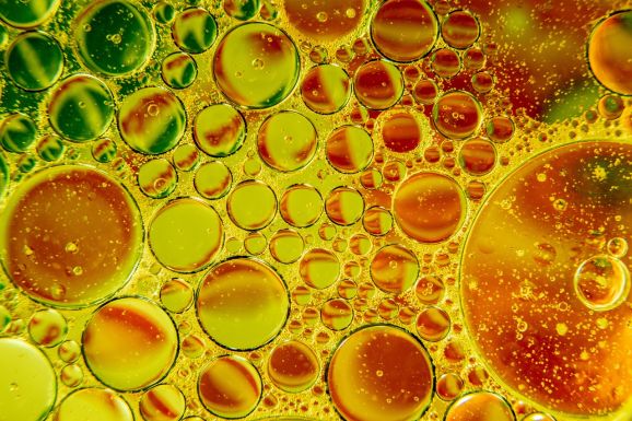 1 millió liter használt étolajat gyűjtött be az egyik romániai áruházlánc