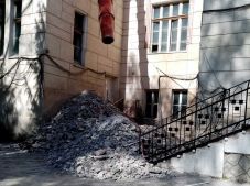 Szemetelő építőtelepeket büntetett a háromszéki környezetőrség