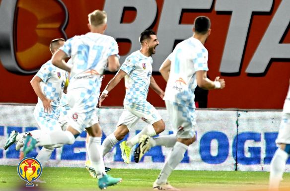 Valóra váltották az álmot a vajdahunyadiak, a Corvinul nyerte a Román Kupát