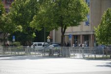 Merénylet Szlovákiában: megerősítik a parlament és a képviselők védelmét