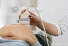 Megtört a negatív hullám? – szakbizottsági rábólintást kapott az abortuszhoz való jog