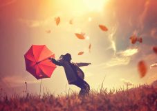 Narancssárga riasztás: heves szélre figyelmeztetnek az ország több részén