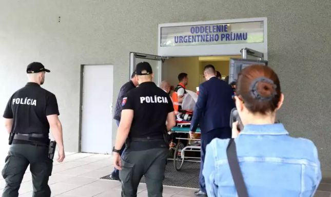 Továbbra is az intenzív osztályon kezelik a szlovák miniszterelnököt