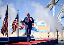 Donald Trump a fegyverviselés jogának támogatását hangoztatta