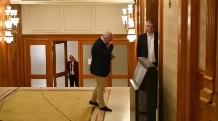 Tettlegességig fajult a szóváltás a bukaresti parlamentben