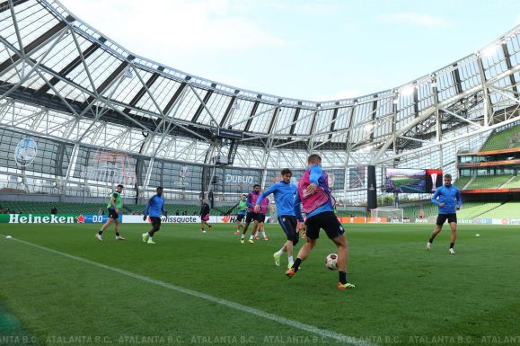 Kovács István bíráskodása mellett avat bajnokot az Európa Liga