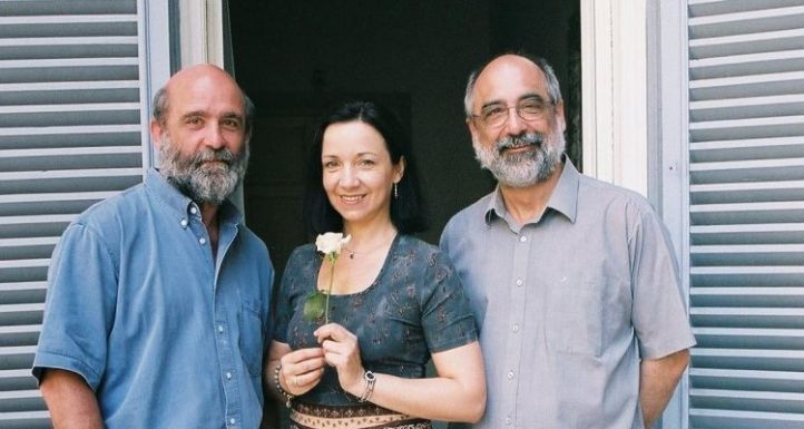 A Kaláka alapítóit és Sebestyén Márta népdalénekest is vendégül látja júniusban az Aradi Kamaraszínház