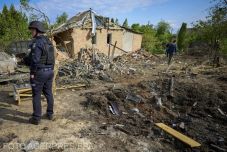Stoltenberg: Ukrajnának „meg van kötve a keze”, ha nem használhatja Moszkva ellen a kapott fegyvereket