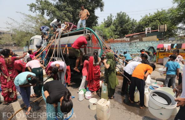 Rekordmeleg: majdnem 50 Celsius-fokot mértek Újdelhiben