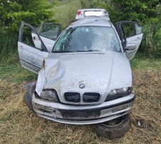 Hat személy sérült meg miután árokba borult egy autó Háromszéken