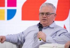 Kolozsvári filozófus: a gyűlöletbeszédtől a fizikai erőszakig csak egy lépés a távolság