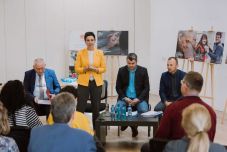 Nagyobb bírságokat ír elő a szociális szolgáltatásokra vonatkozó törvény