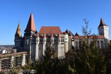 Nyári program szerint látogatható a vajdahunyadi vár