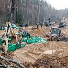 Három amerikai katona holttestét megtalálták a tőzeglápban