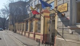 Hatósági felügyelet alatt a kisdiák molesztálásával gyanúsított váradi tornatanár