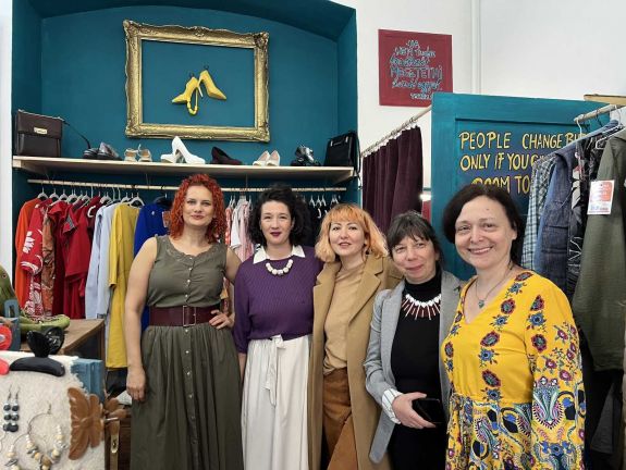 Új színek, régi értékek – Megújult a marosvásárhelyi Charity Shop