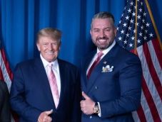 FRISSÍTVE - Bírálja az Ukrajna- és franciabarát román üzeneteket a kormány különmegbízottja, Ciolacu elhatárolódott