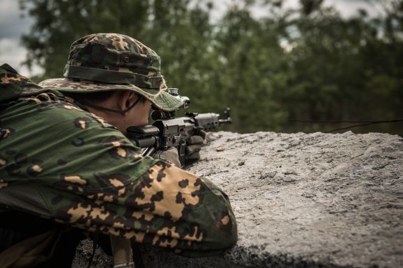 A Hargita megyei fegyvertartók ötöde már online kéri az engedélyt
