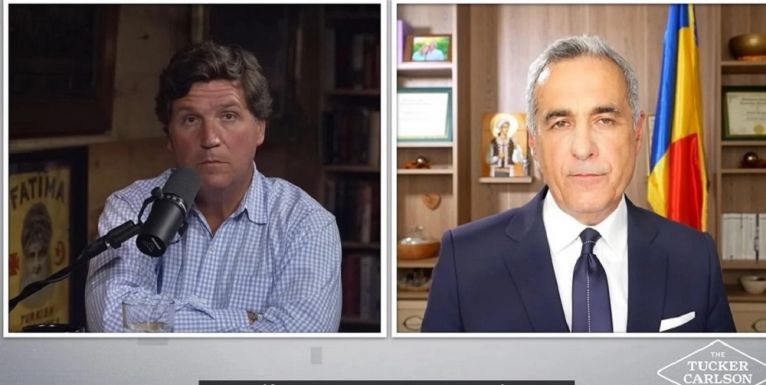 Ledöbbentette Tucker Carlsont Călin Georgescu: „Románia a világ legfontosabb országa, az Alfa és az Omega” (VIDEÓ)