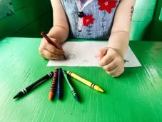 Több életet, kevesebb képernyőt! – szöveg- és rajzpályázatot hirdetnek Hargita megyében