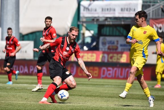 Liga 2: érvényes góltól foszthatták meg az FK Csíkszeredát, döntetlent játszott a Resicabányával