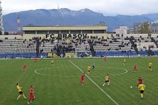 Magyar focistákra támadtak a román szurkolók Brassóban