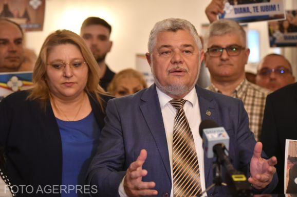 Nem tetszik az SOS Románia pártnak Alexandru Rafila védőoltás-politikája