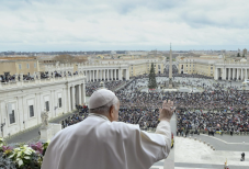 Ez történik a pápa halála után