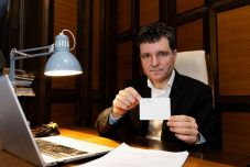 Államfő-választás: megsértődött Nicuşor Dan – azért sem lép vissza