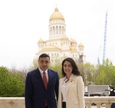 Amerikában lobbizna Romániát rágalmazva Simion – közpénzből fizetik