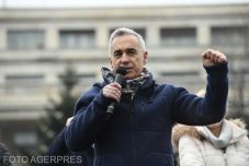 Botrány tört ki Călin Georgescu érkezésekor Gyulafehérváron