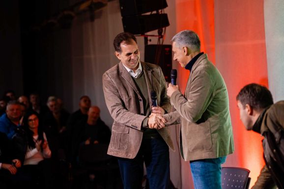 Lázárinfó: Lázár János mindent (is) kibeszélt Sepsiszentgyörgyön