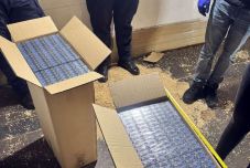 Több mint hatmillió lej értékű zárjegy nélküli cigarettára bukkantak a határőrök