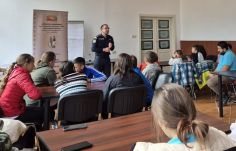 Drogprevenció Hargita megyében: több mint tízezer személyhez jutottak el az üzenetek