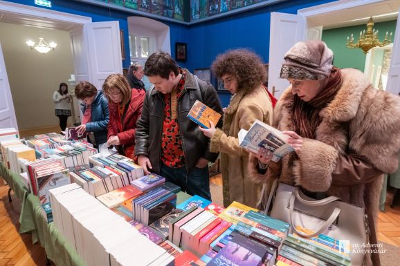 Idén is lesz Adventi Könyvvásár Kolozsváron