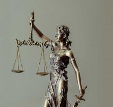 Kétszáznál is több ügyész és bíró támogatja a Recordernek megszólaló kollégáikat