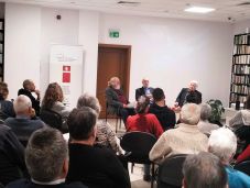 Botár László életéről és munkásságáról szóló kötetet mutattak be Csíkszeredában