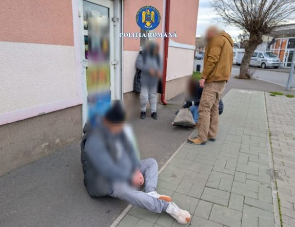 Az autóbuszon fosztottak ki egy idős nőt Marosvásárhelyen – Őrizetbe vették a tetteseket