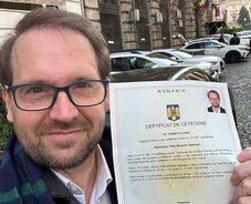 Letette az esküt Dominic Fritz, immár hivatalosan is román állampolgár