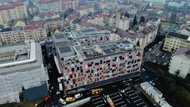 „Ez történelmi nap” – Felavatták az új kórházépületet Besztercén