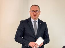 Előrelépések az oktatás és a felújítások terén Csíkszeredában – Évértékelőt tartott Korodi Attila 