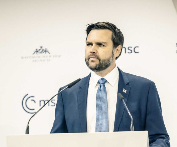 Forgatókönyv, amely megrémíti Amerikát: Franciaország és Nagy-Britannia nukleáris fegyverei az iszlám ellenőrzése alatt