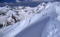 Veszélyes téli körülményekre figyelmeztetnek a hegyimentők Maros megyében