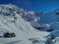 Újraindították a drótkötélpályás felvonót, ismét megközelíthető a Bilea-tó környéke